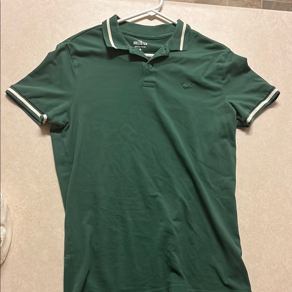 Hollister Men's Green Polo Shirt